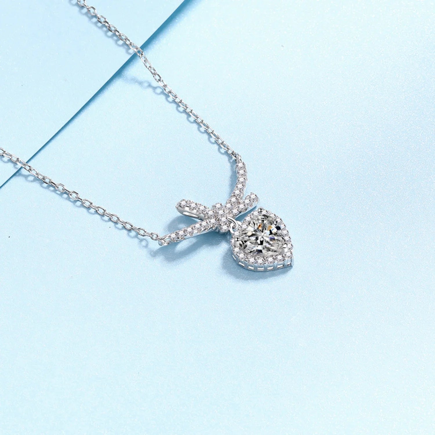 Bow Moissanite Pendant Necklace for Women 1Ct Heart Cut D Color VVS1 Sterling Silver Diamond Necklace Moissanite Necklace with Certificate