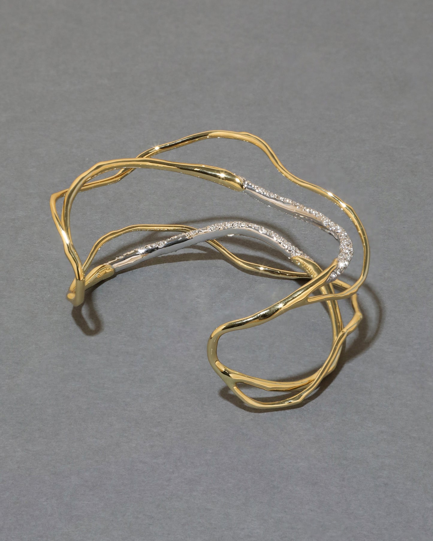Solanales Gold Crystal Intertwined Cuff Bracelet